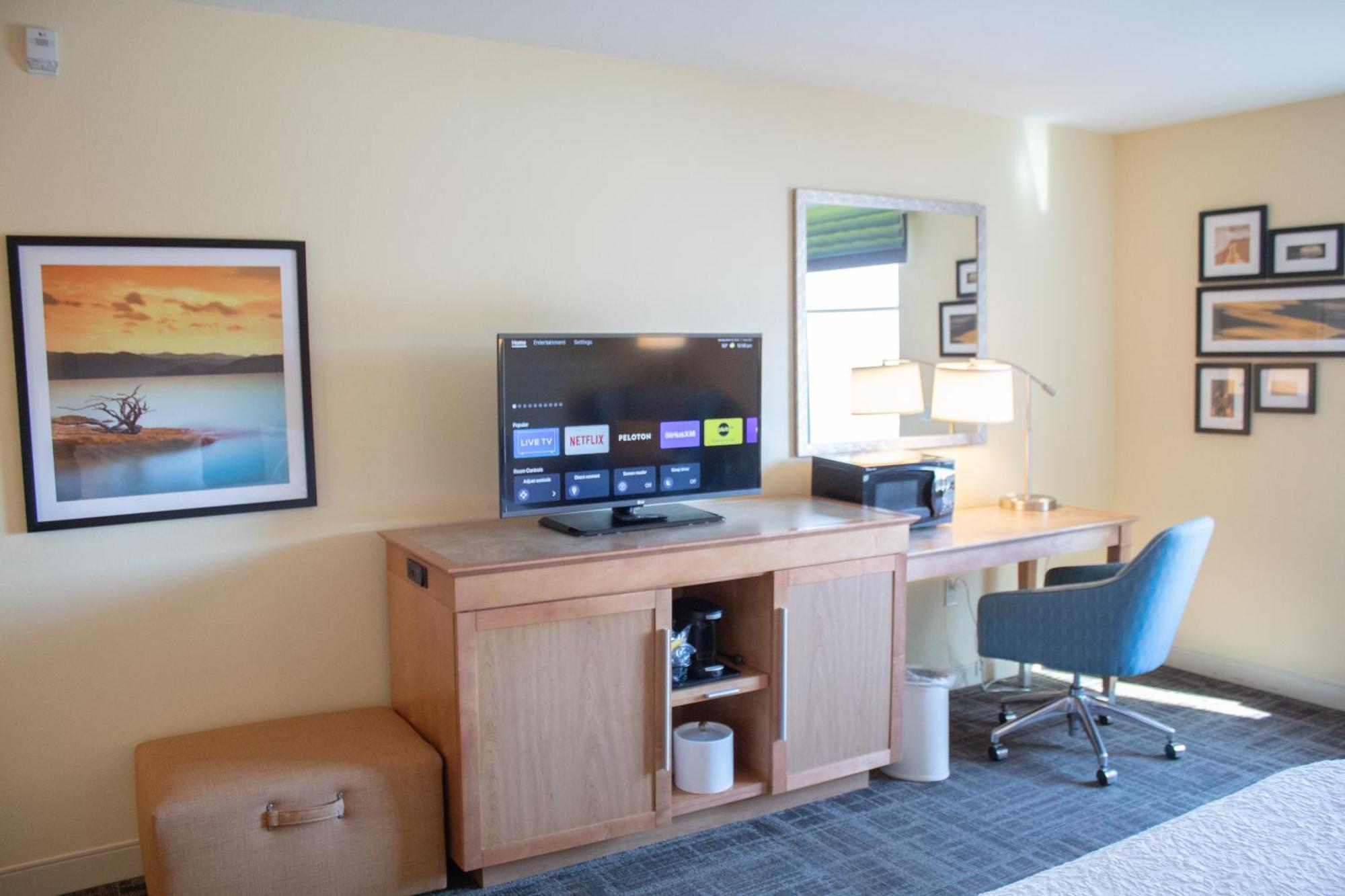 Hampton Inn & Suites Big Rapids, Mi Экстерьер фото